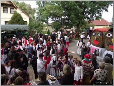 Szüreti felvonulás 2010. - Csati-parti