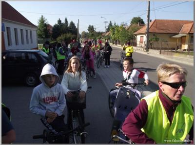 10 évesek lettünk - kerékpározás