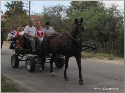 Szüreti felvonulás