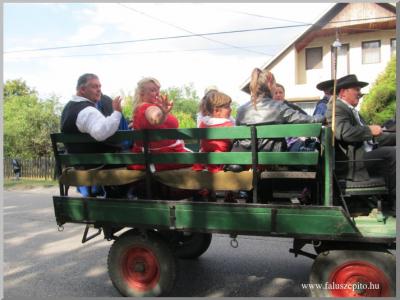 Szüreti felvonulás